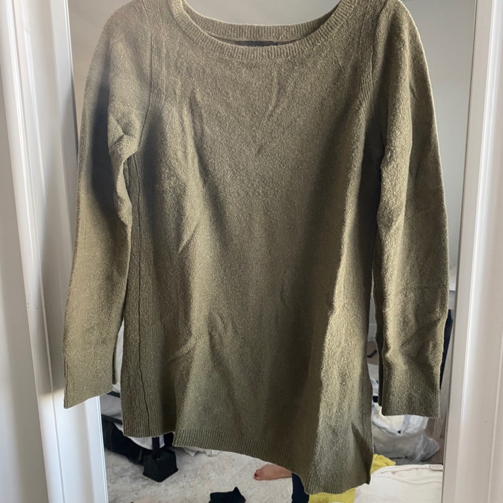Banana Republic sweater